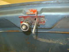 hood latch LHD