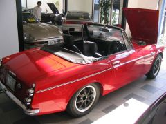2000 Sports in the Fairlady Cafe  in Japan
