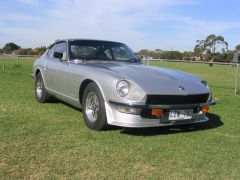 73 240Z Front2