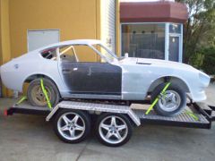 OH YER IM LEAVING THOSE RIMS ON IT ...PIMPIN'