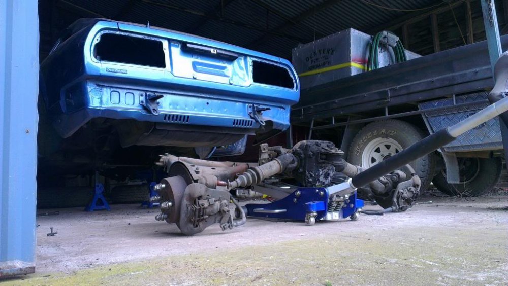1052_zpscae2102b.jpg