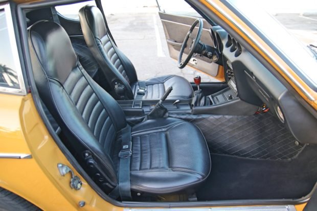 1971_datsun_240z_15790360375ef66e7dff9f9