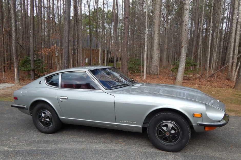 1972_datsun_240z_15609558617ebd598f3c19D