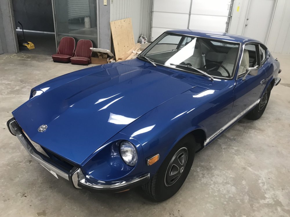 1972_datsun_240z_1566490573bff0678BA6F44