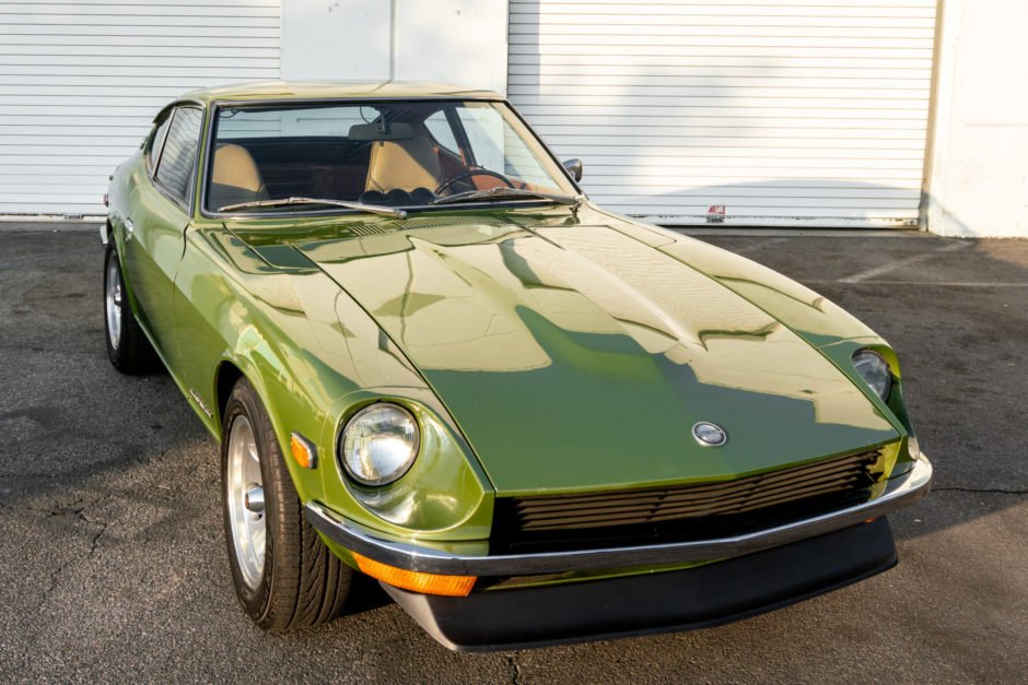 1973_datsun_240z_1573660833ef66e7dff9f98