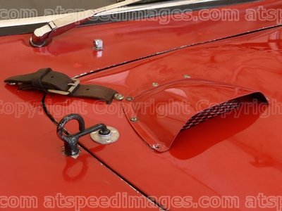 1962_ferrari_250_gto_%233647gt_bonnet_clasps.jpg