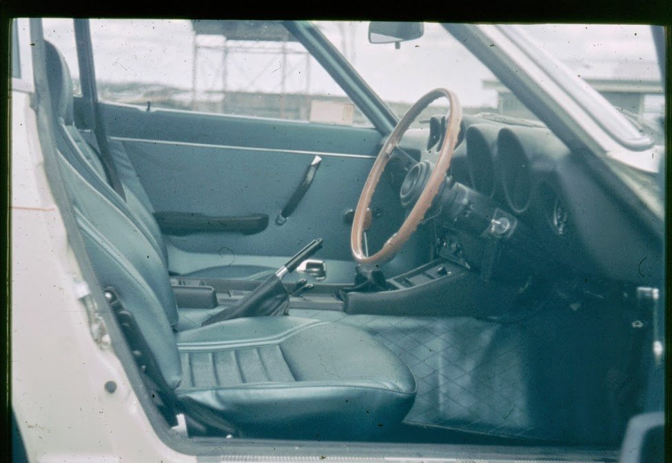 240+blue+interior.jpg