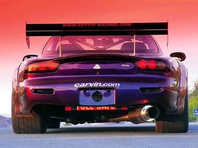 0207tur_02z%2Bmazda_rx7_fd3s%2Brear_view.jpg