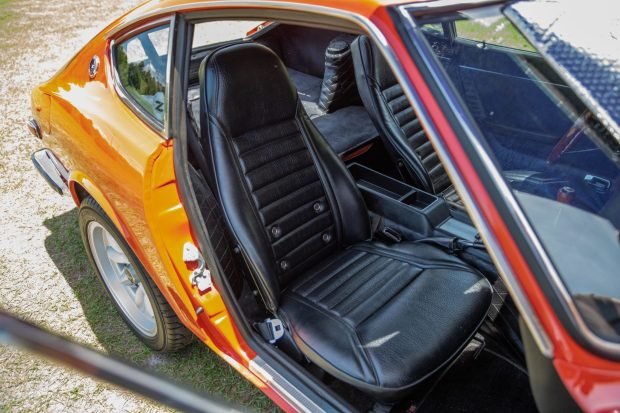 1972_datsun_240z_1589498577a8e556DSC_235