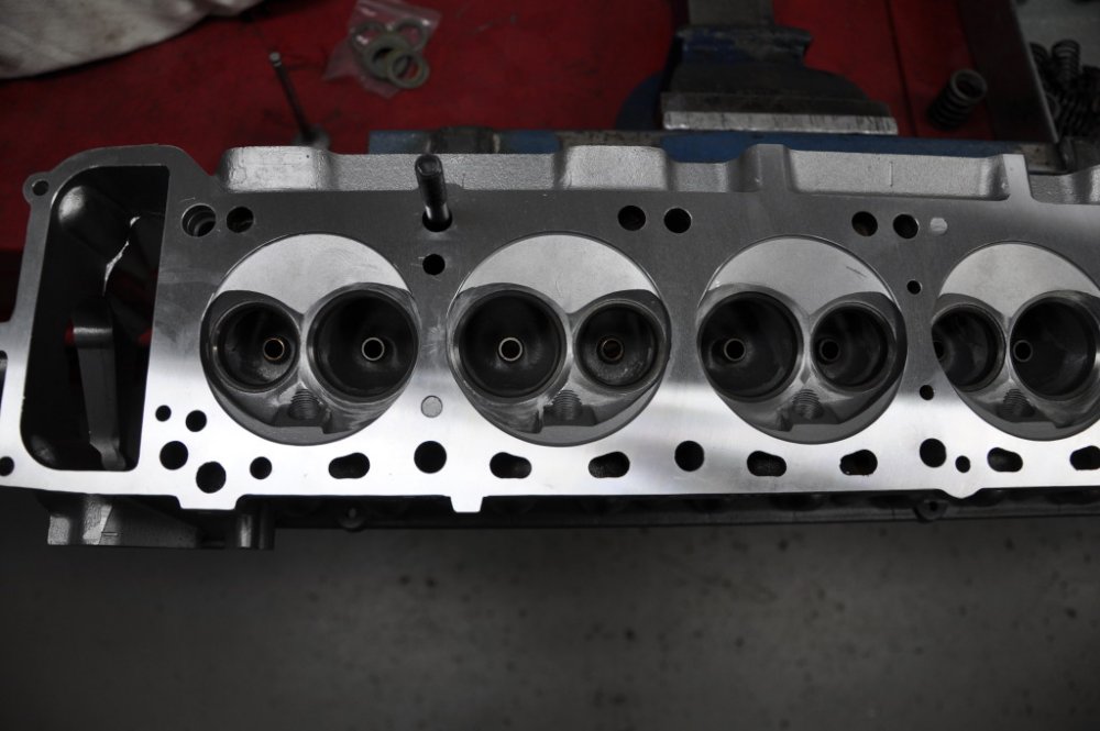 L28 Rebuild Engine Auszcar