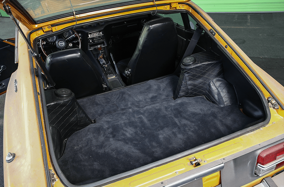 DUTSAN_FAIRLADY_240Zy_17.png