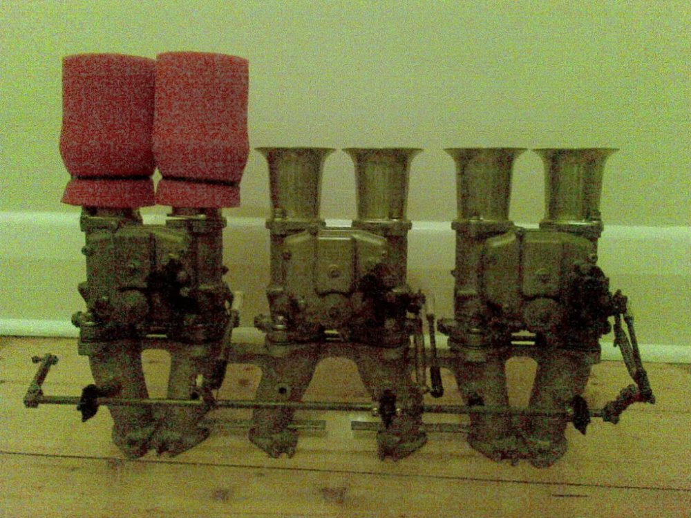 Mikuni_solex-triples.jpg
