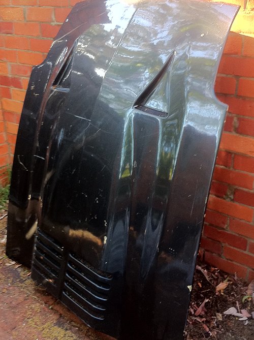 280zx fiberglass sexy bulges and many speed holes. Parts and