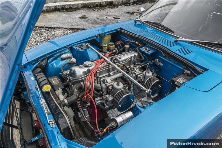 datsun-240z-S1825117-7.jpg