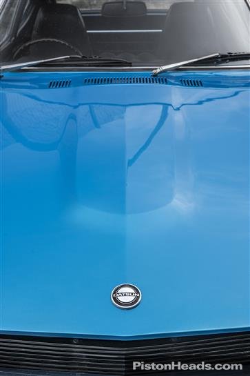 datsun-240z-S1825117-9.jpg