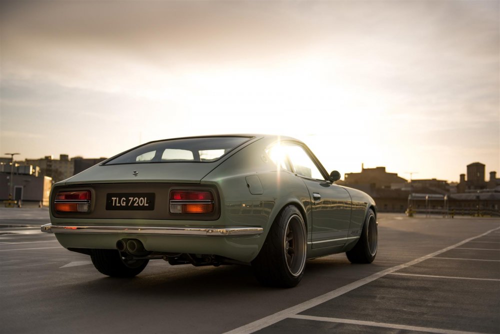 datsun-240z-S3535464-7.jpg