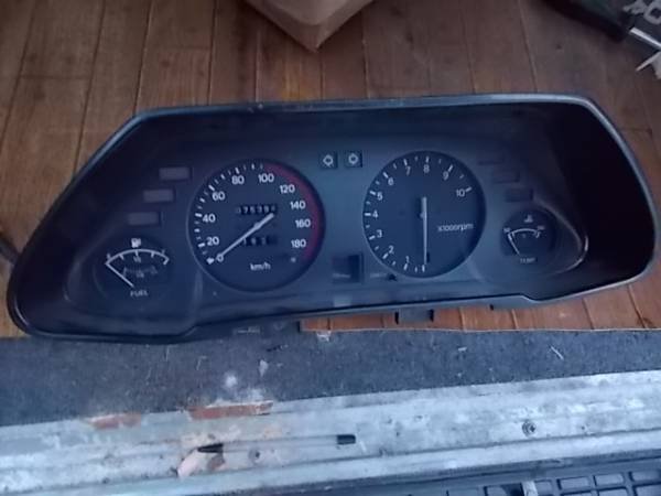 poilkpoikl-img600x450-1479892645uxbimi42