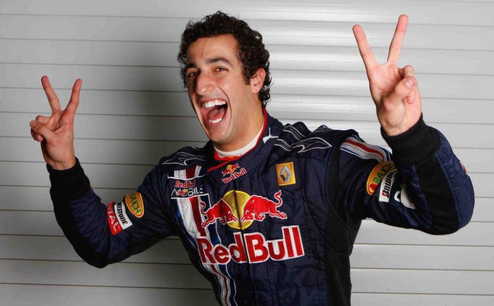 ricciardo-laughs_zps54b53410.jpg