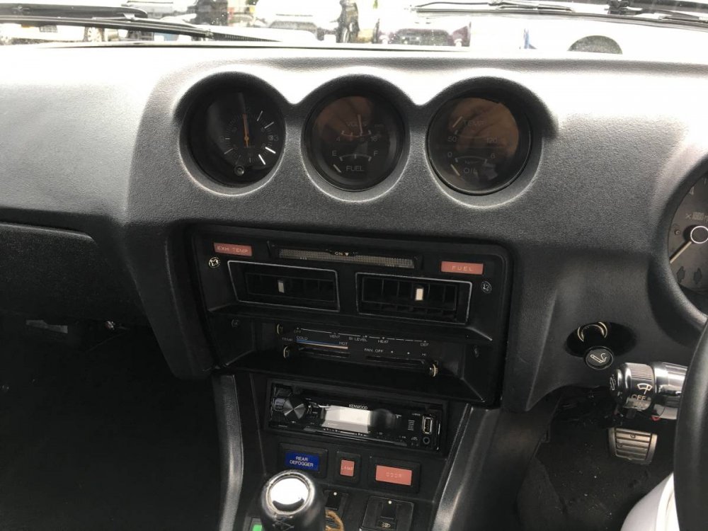 thnpp370-img1200x900-1507960652tqb7zi314