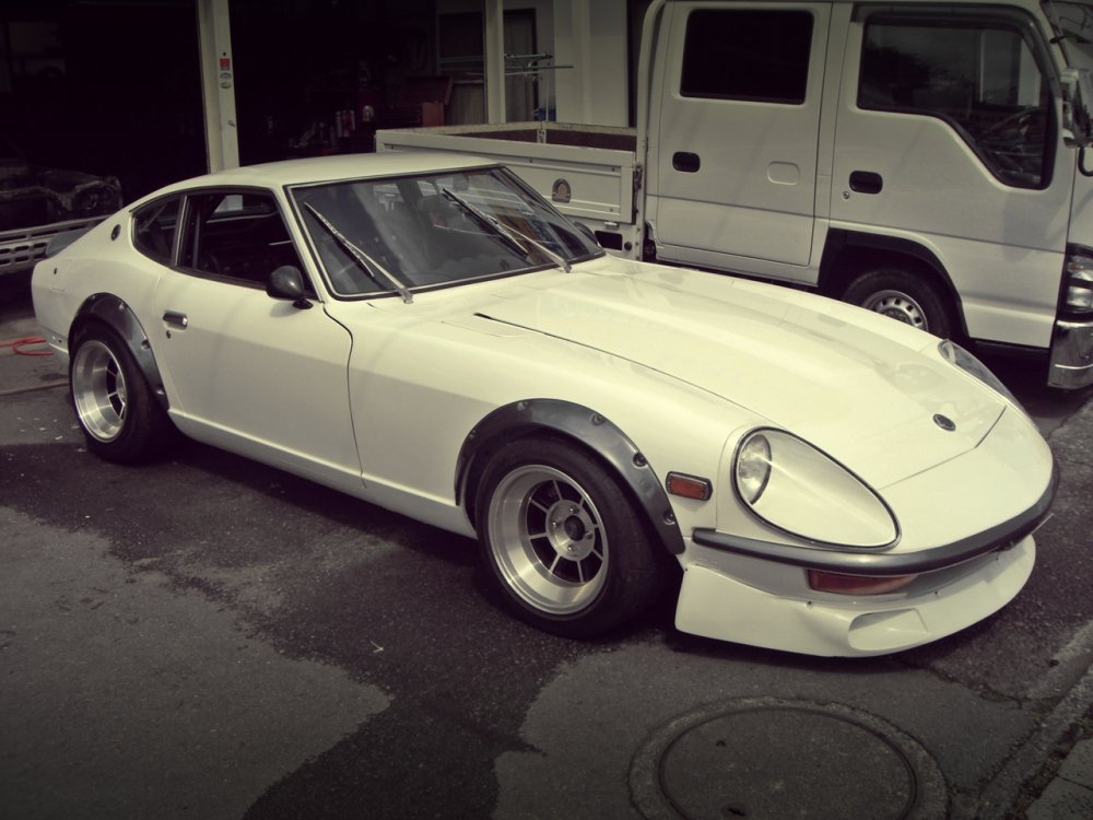 white-s30zg.jpg