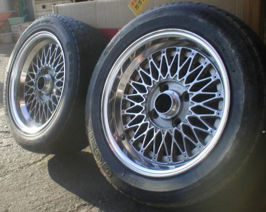 Oldschool Japanese wheels Otomoto Auszcar