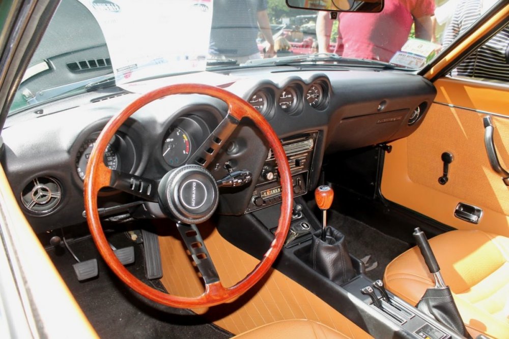 datsun-240z-5.jpg