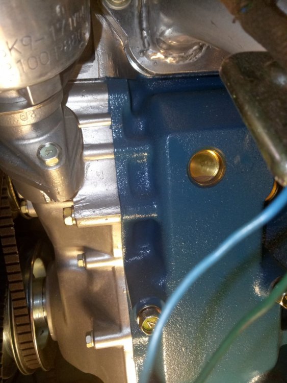 L28 Crankcase breather.jpg