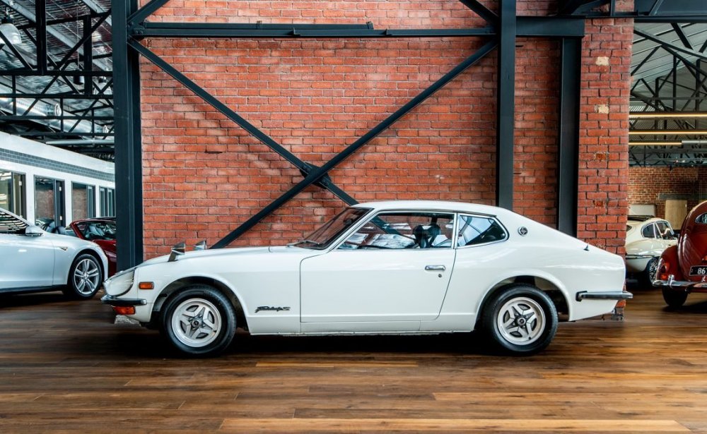 Datsun-fairlady-z-white-6-1140x700.jpg