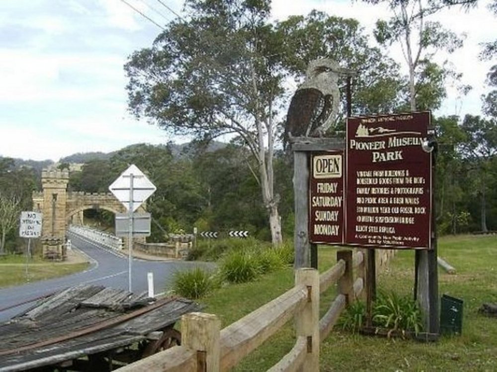 Kangaroo valley- X.jpg
