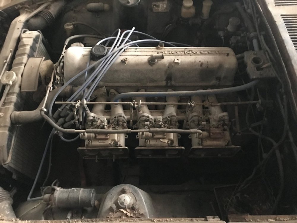 ZeeEngineBay.thumb.jpg.7006380f7620db6300ee5cfeabc34fc4.jpg