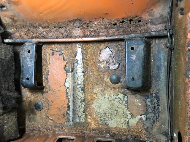 drivers_floor_rear.jpg.4ea7b19dbe76cde31fd012bdcd21641c.jpg