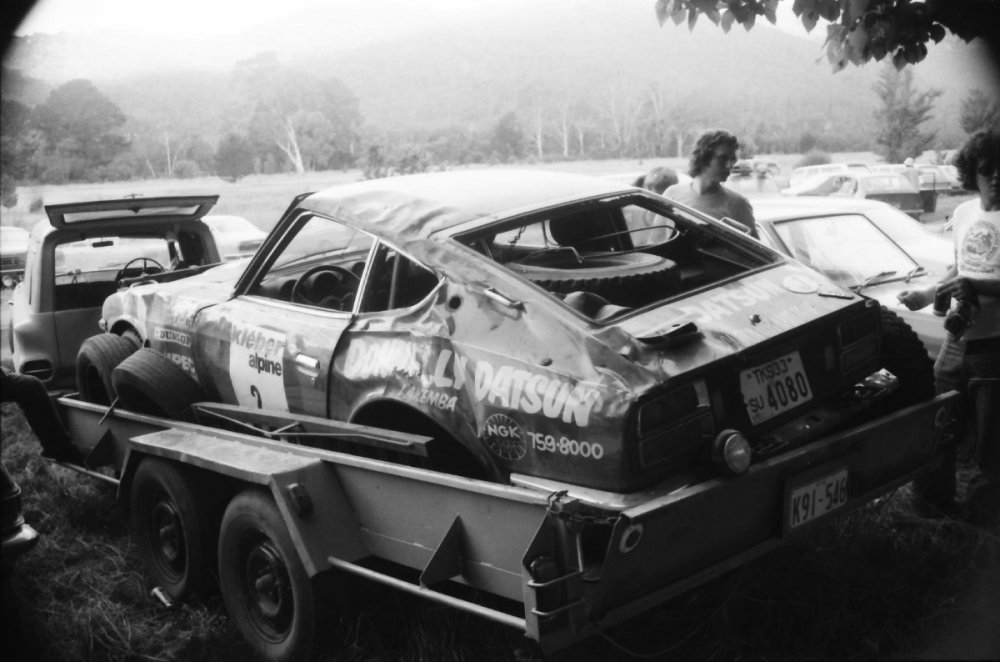 Ross Dunkerton works 240Z crash.jpg