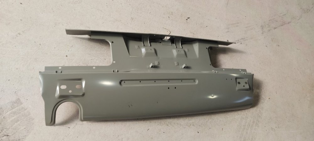 240Z rear panel.jpg